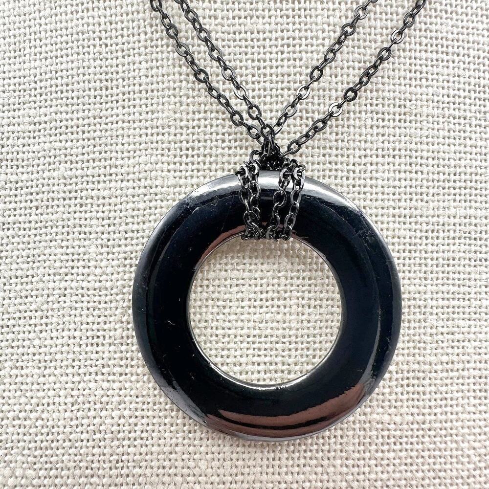 Vintage 90s Black Layered Chain Circle Ring Pendant Statement Necklace Jewelry